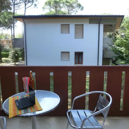 Pinewood Serenity Just 100mt From The * Bibione