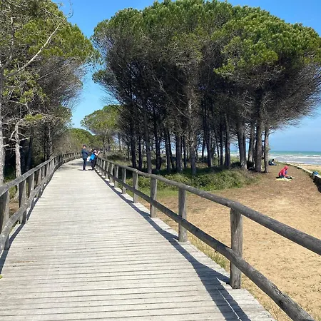 Luminous Seaside Flat For 5 Guests - Beahost Bibione
