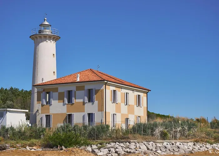 Pinewood Serenity Just 100mt From The